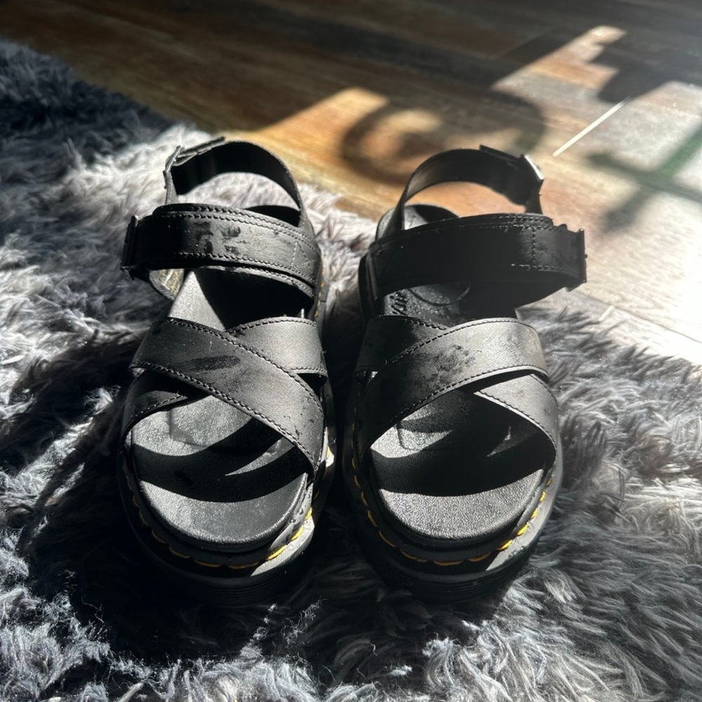 Dr. Martens Voss